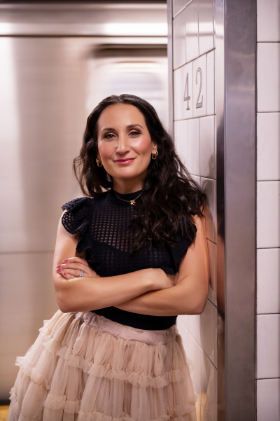 Daniella Rabbani Releases New Song “Oyfn Pripitchek (At the Hearth)” Today
