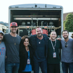 From Proposals and Periscope To a Mixtape of New Music, Lee Brice Delivers For His Fans