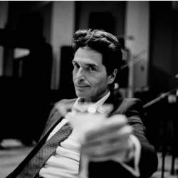 Richard Marx Returns With Seductive New Single “Magic Hour”