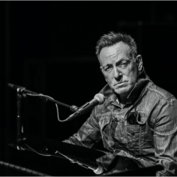 Bruce Springsteen: “Springsteen On Broadway” Returns For Limited Summer Run At The St. James Theatre