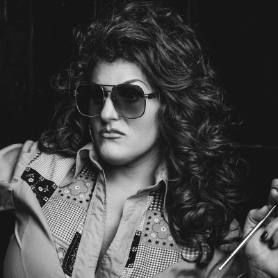 Hannah Dasher Joins Reba For Select Dates On Cross-Country Tour