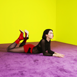 St. Vincent releases new song “Pills”