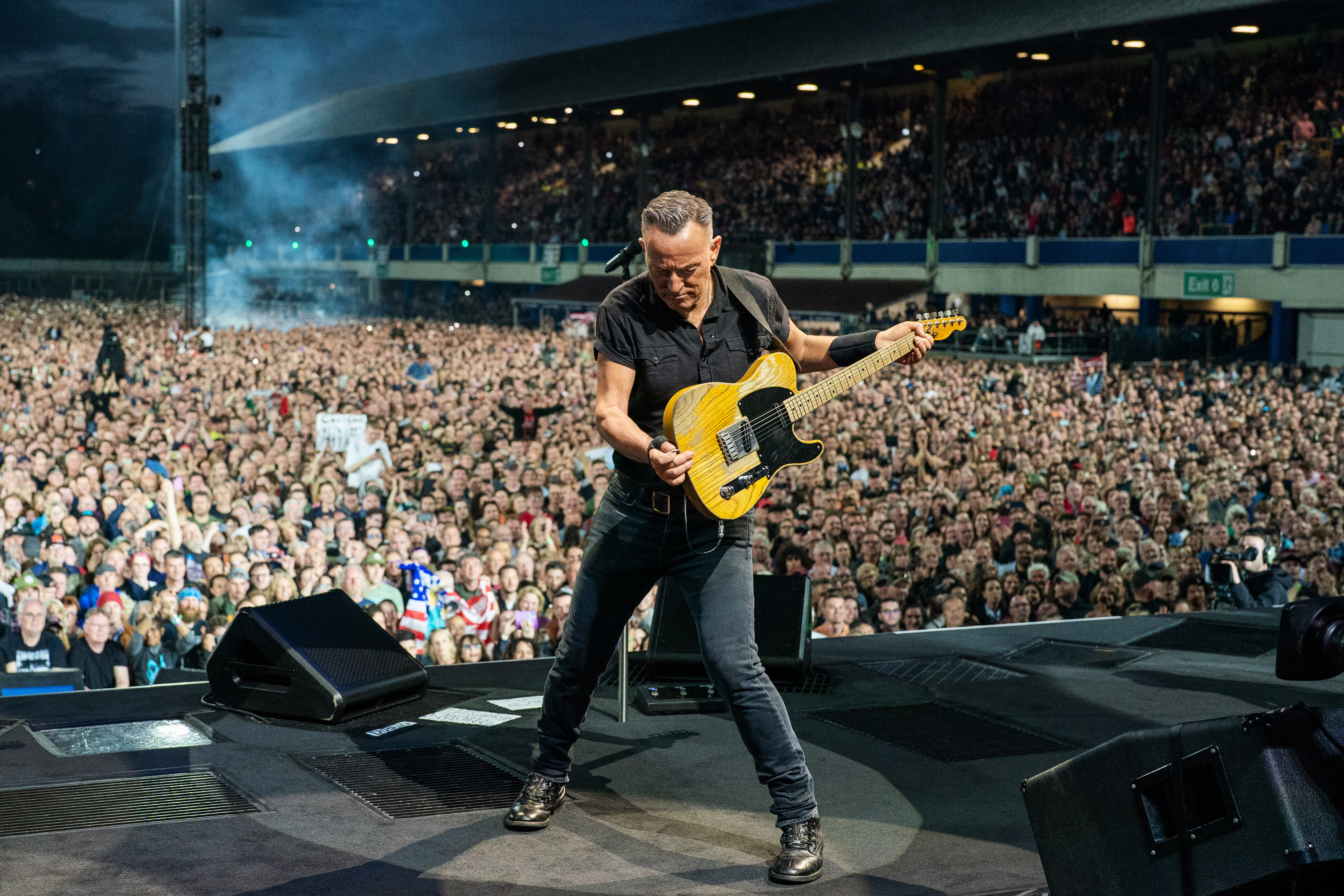 Bruce Springsteen Press Page